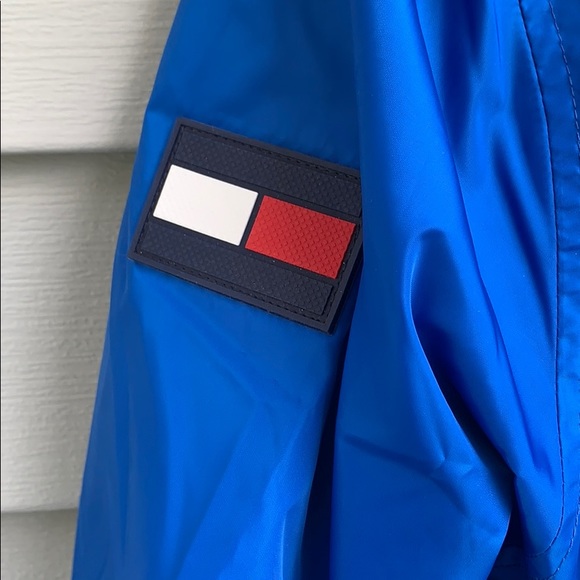 Nwt Tommy Hilfiger pullover - Picture 4 of 9